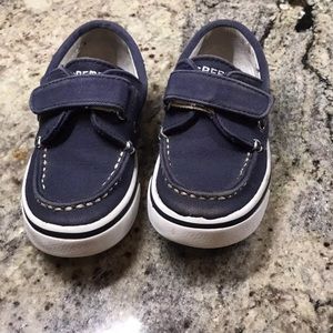 Boys Sperry boat-shoes